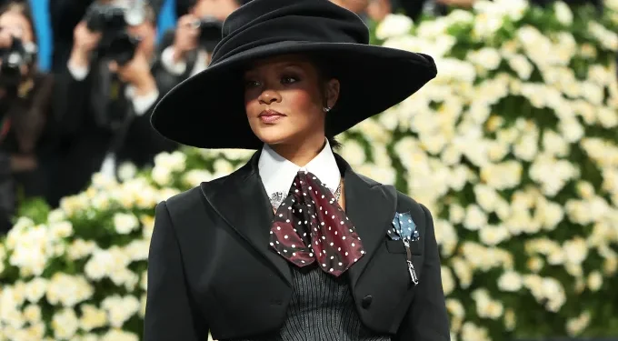 Rihanna Reveals Pregnancy at Met Gala 2025: Stuns in Corset Gown with Baby Bump