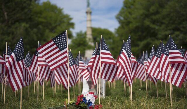 Memorial Day 2025 Store Hours: What’s Open & Closed on May 26