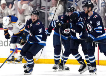 Winnipeg Jets Stun St. Louis Blues in Double OT Thriller – Perfetti’s Last-Second Heroics Seal Game